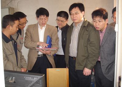 省經(jīng)委、市經(jīng)委領(lǐng)導(dǎo)了解工作情況